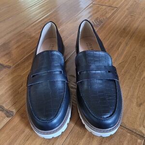 Journee Collection Black Slip-on Loafers Black Sz 10